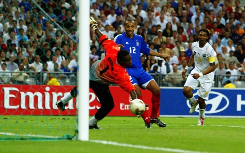 Tìm hiểu về luật bàn thắng vàng trong bóng đá 