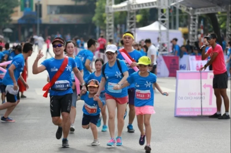 Athletics phù hợp với học sinh, sinh viên, người đi làm, người yêu chạy bộ và những ai muốn nâng cao thể lực.